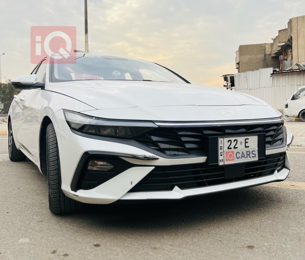 هیۆندای ئەلەنترا